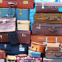 gallery/luggage-646311_640